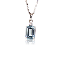 Collana con zaffiro blu e diamante in oro bianco 18 kt – 0.35 ct + 0.01 ct | G/SI | Idee Preziose dal 1987 - IP.CK18B/2A